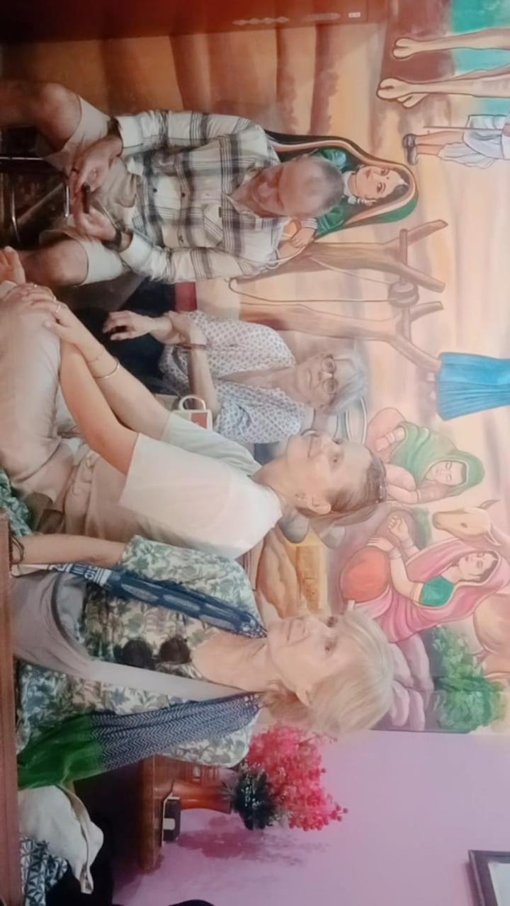 Guest house Azure Family Paying Varanasi
